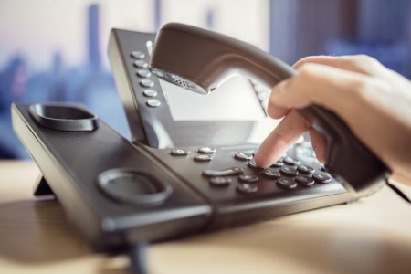 Les étapes essentielles pour réussir votre installation téléphonie professionnelle